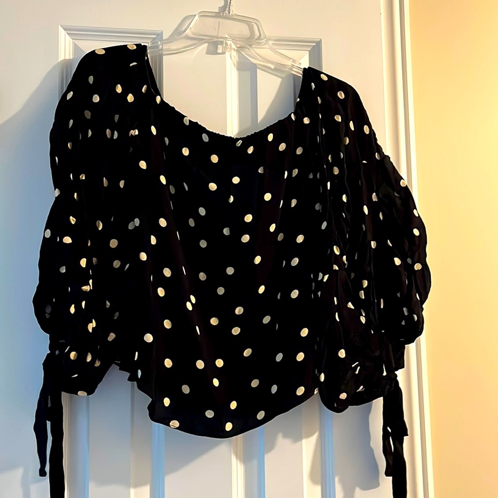 Lovers & Friends off the shoulder ruched polka dot top
